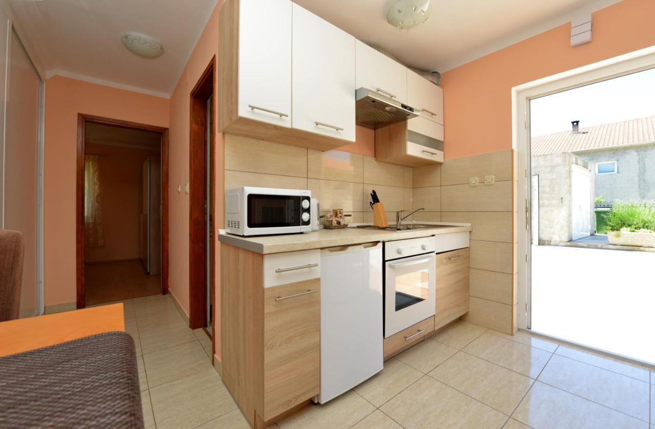 Apartment Kokic Pridraga Экстерьер фото